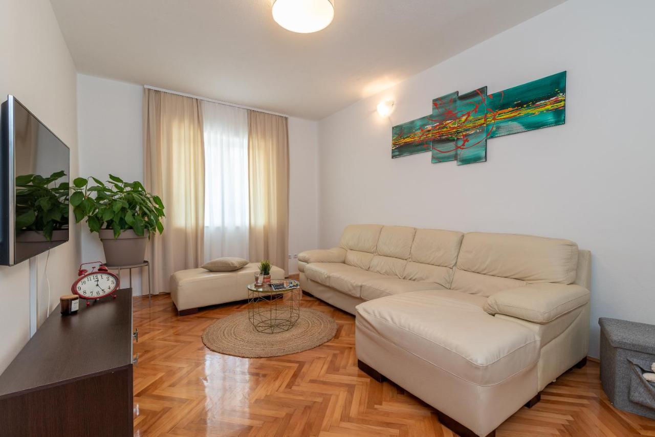 Apartment Radic-Perfect Location For Summer Activities トロギール エクステリア 写真