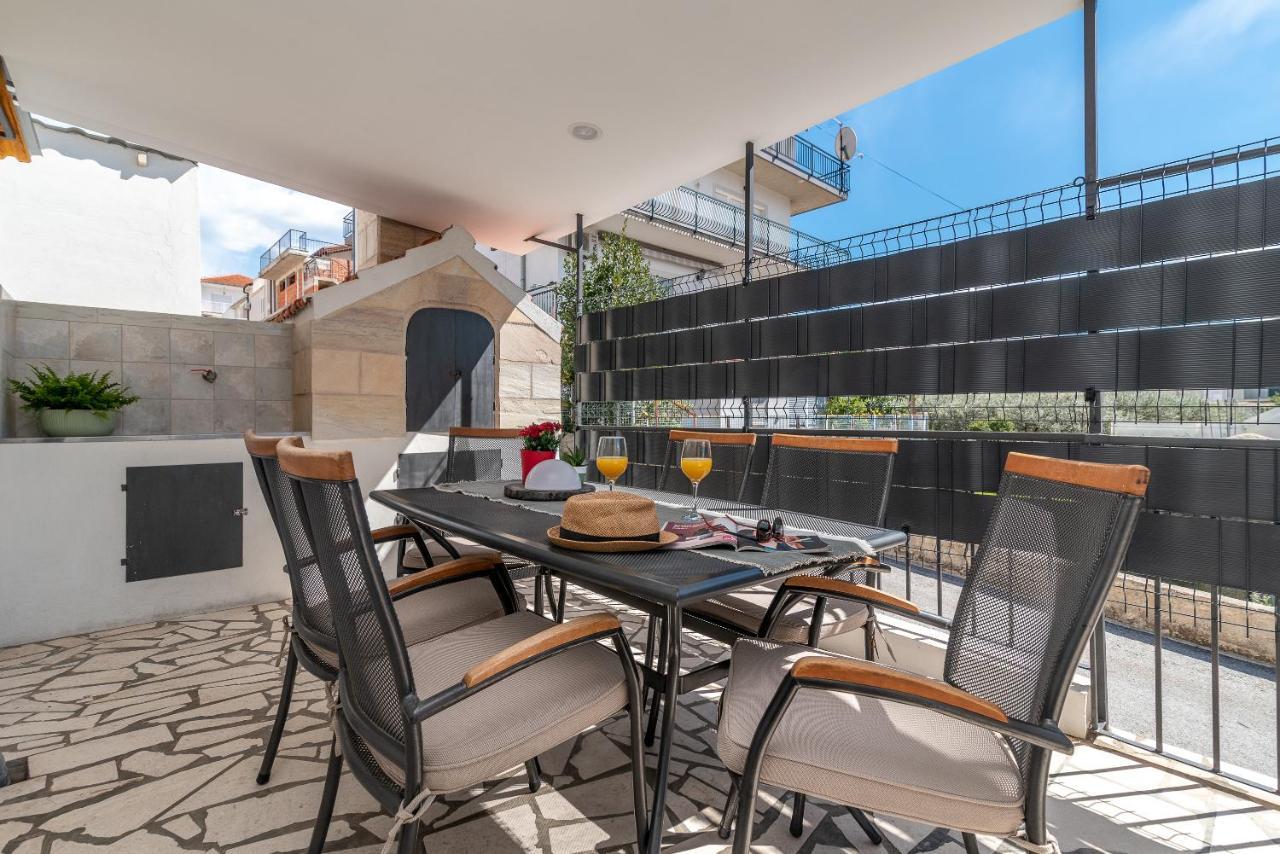 Apartment Radic-Perfect Location For Summer Activities トロギール エクステリア 写真