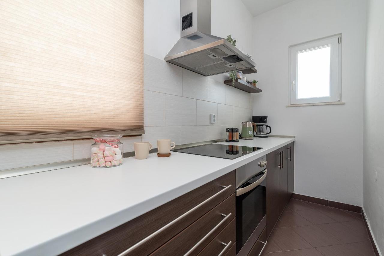 Apartment Radic-Perfect Location For Summer Activities トロギール エクステリア 写真